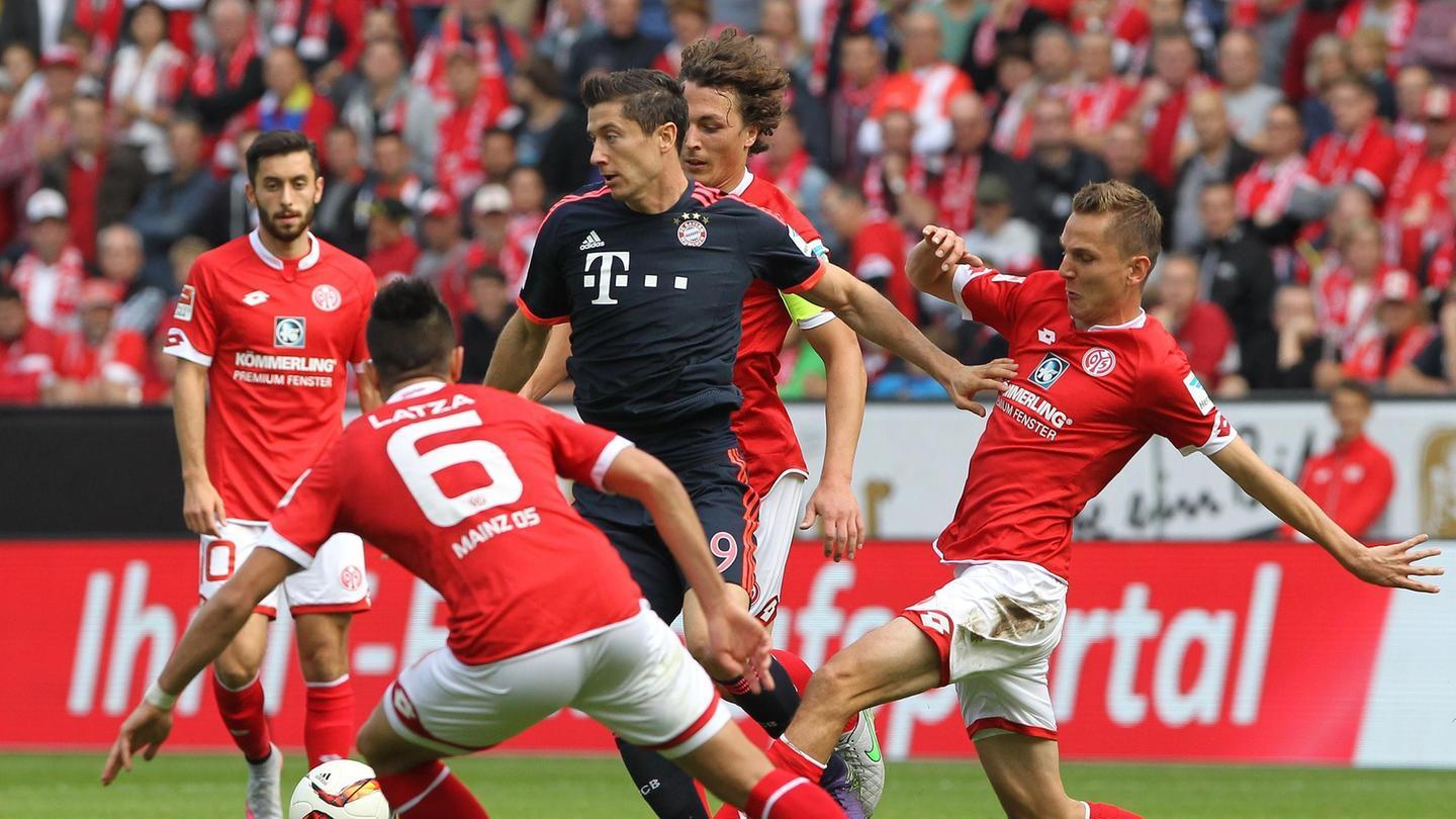 胡金秋等现 胡金秋等现