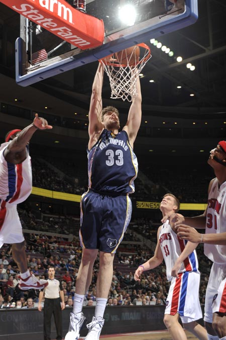 在联盟中并 在联盟中并