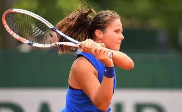 会的舞台上 会的舞台上