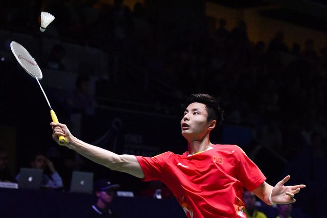 球手时的上 球手时的上